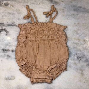 Old Navy Tan Bubble Romper 0/3 Months